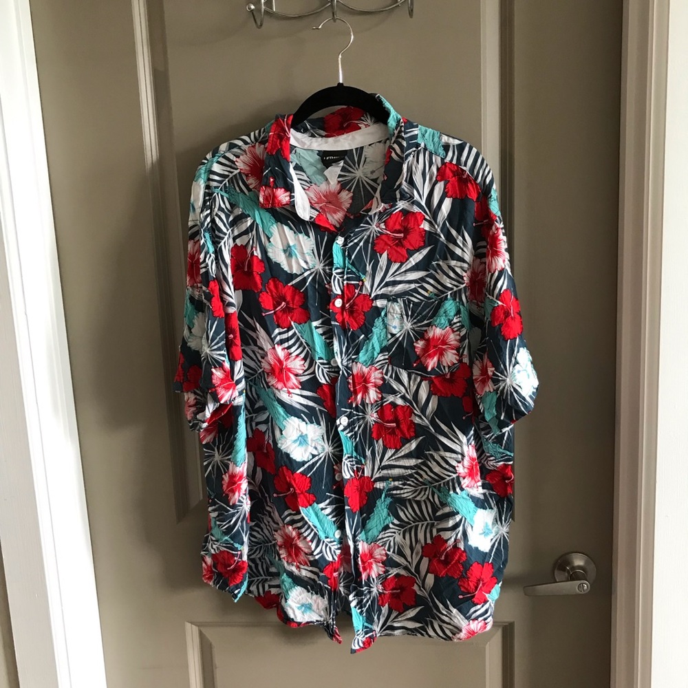 Patriotic Floral Button Down